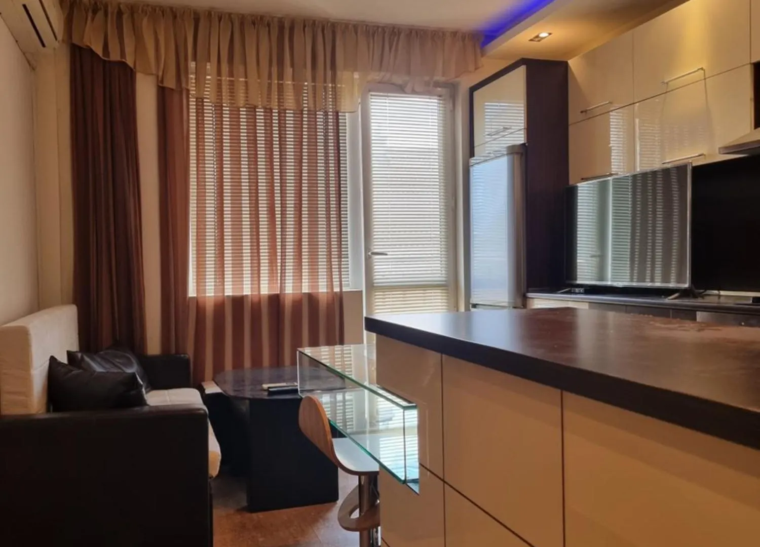 Apartment Апартамент Ломбарди Varna Bulgaria